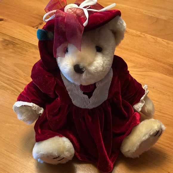 Pickford Bear Collectible - Picture 1 of 12